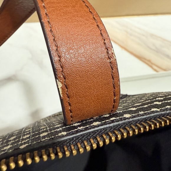 Fossil Large Tote bag, black and white design, 2 open pockets, zip top, - Picture 8 of 8